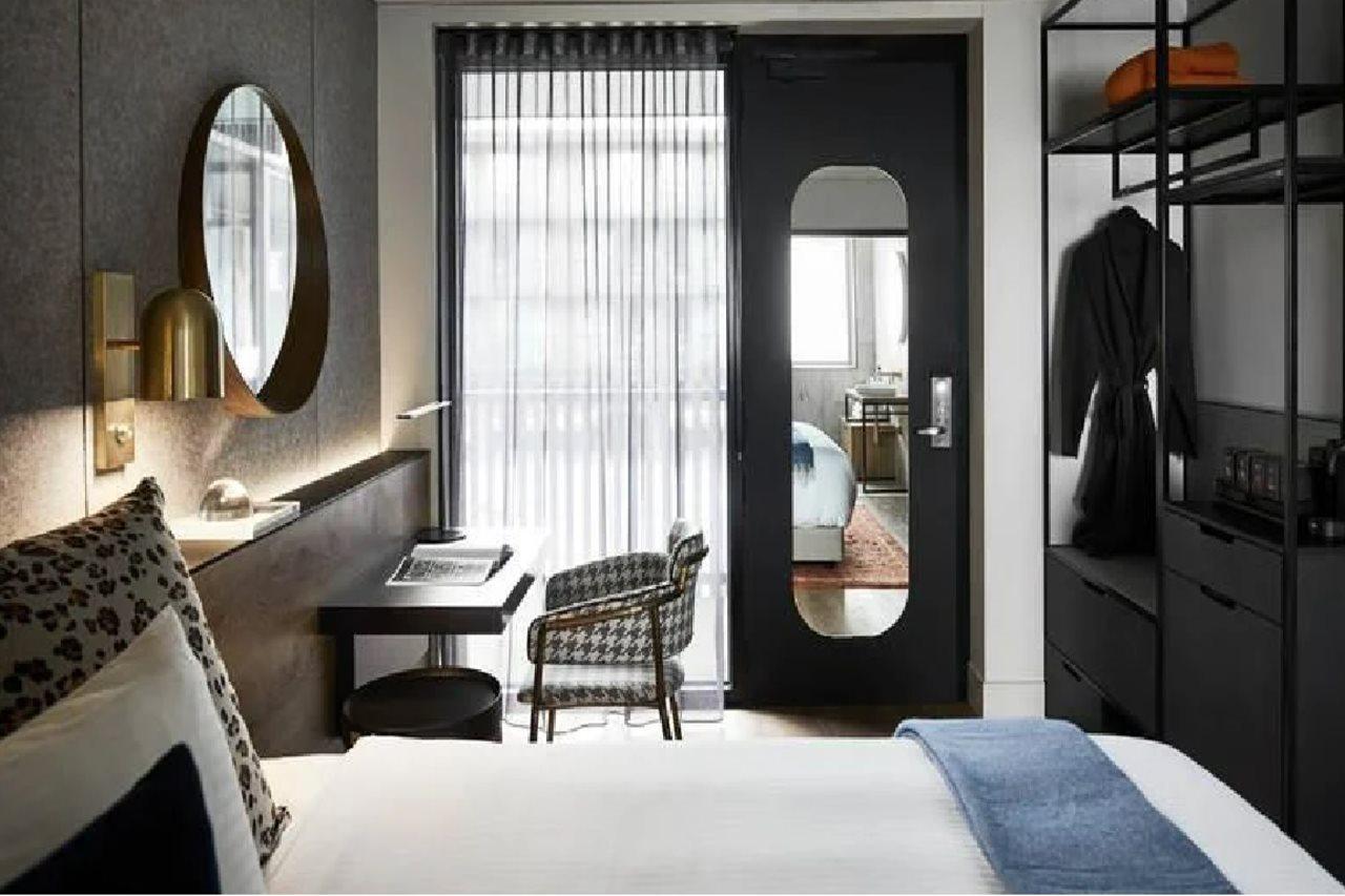 ホテル ザガメズ ハウス メルボルン エクステリア 写真 A room at the hotel