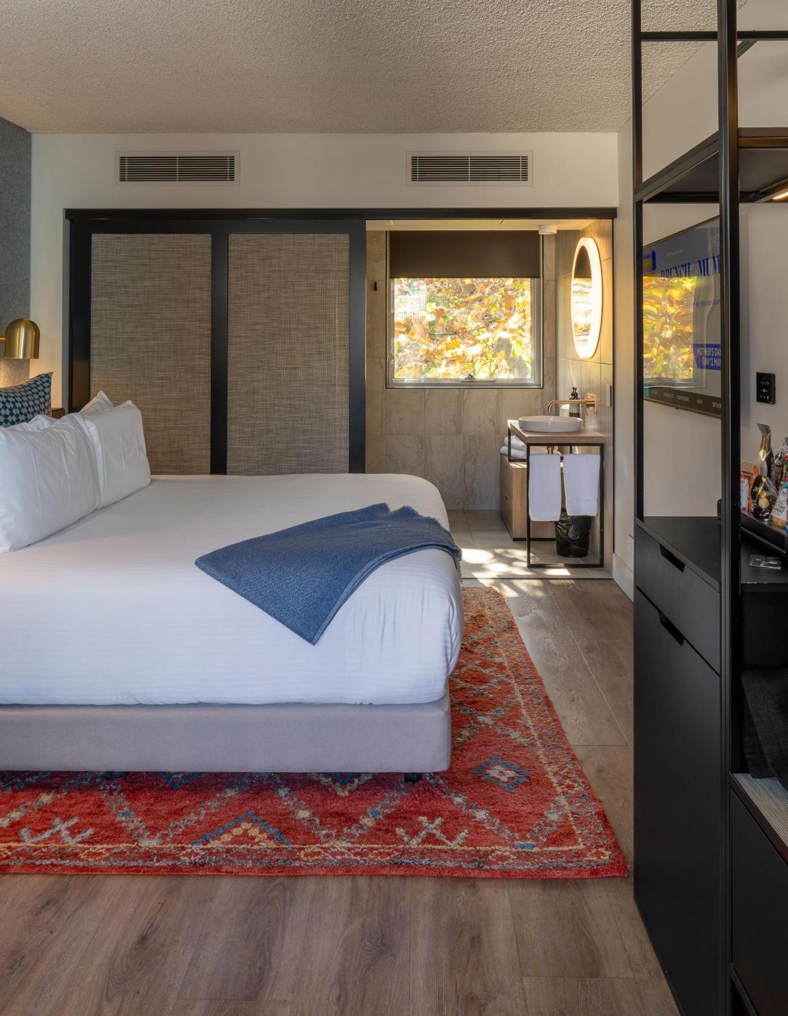 ホテル ザガメズ ハウス メルボルン エクステリア 写真 A guest room at the Hotel Zags
