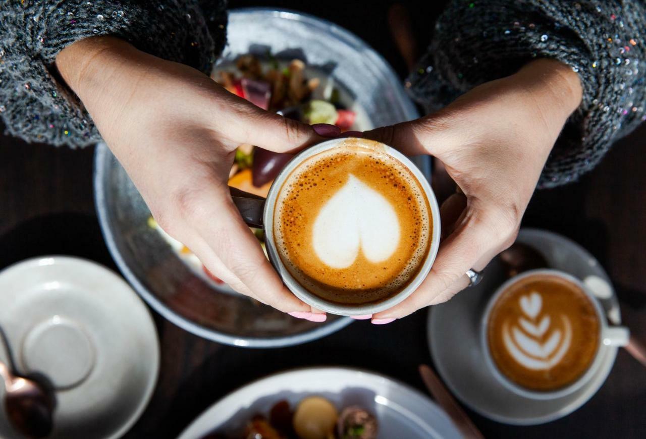 ホテル ザガメズ ハウス メルボルン エクステリア 写真 A latte